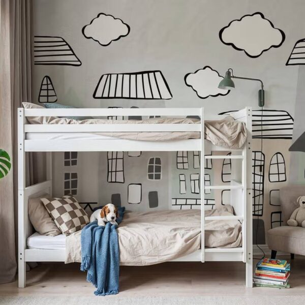 Üç Bulut Şehir Manzaralı Duvar Kağıdı (1)