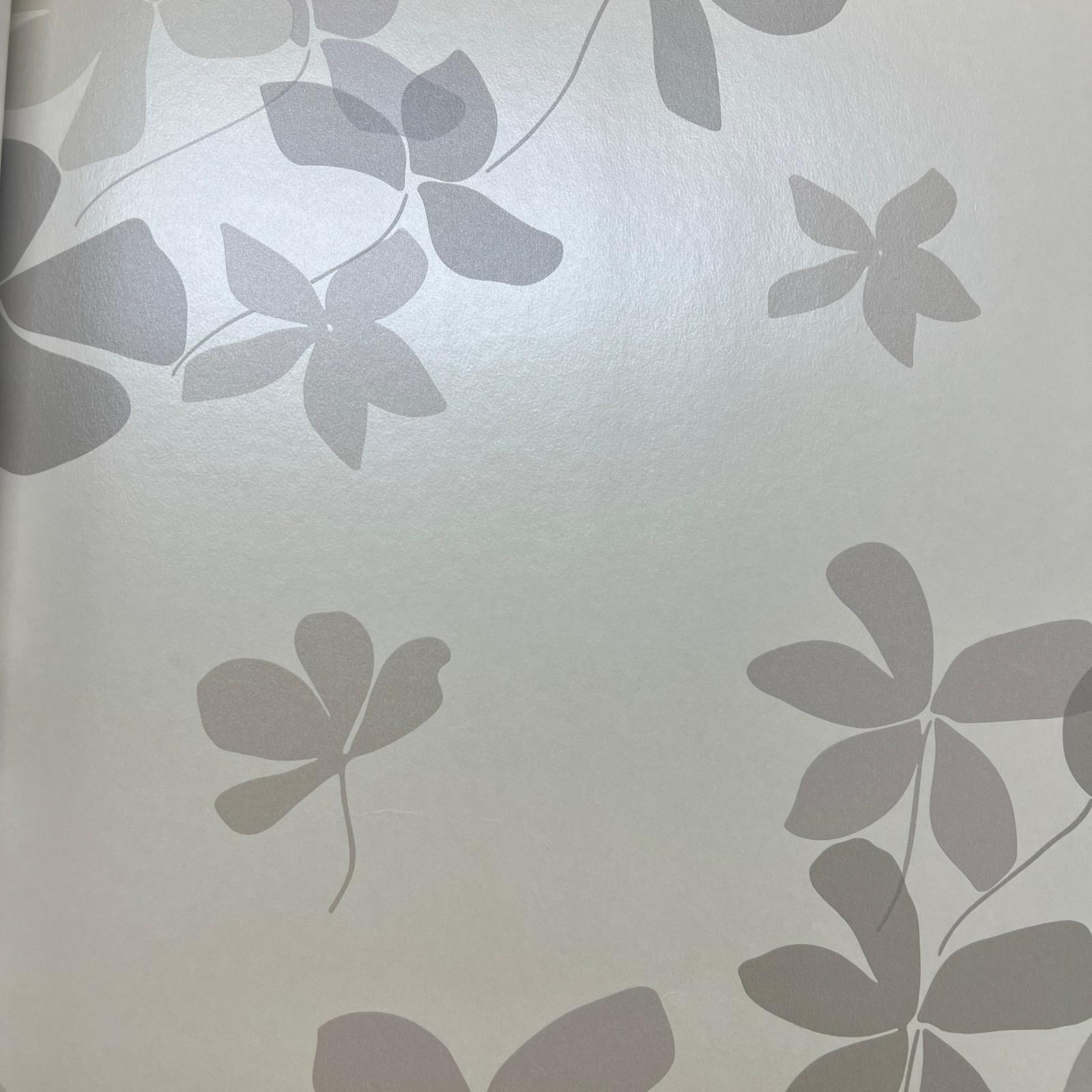 Gri Parlak Cicek Desenli Duvar Kagidi 112028 Resim7 12691Jpg